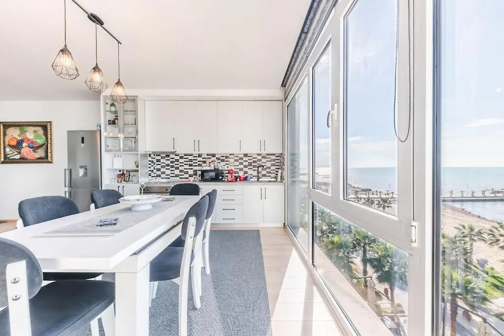 Seaview Luxury Suite By Ps Golem  Apartment
